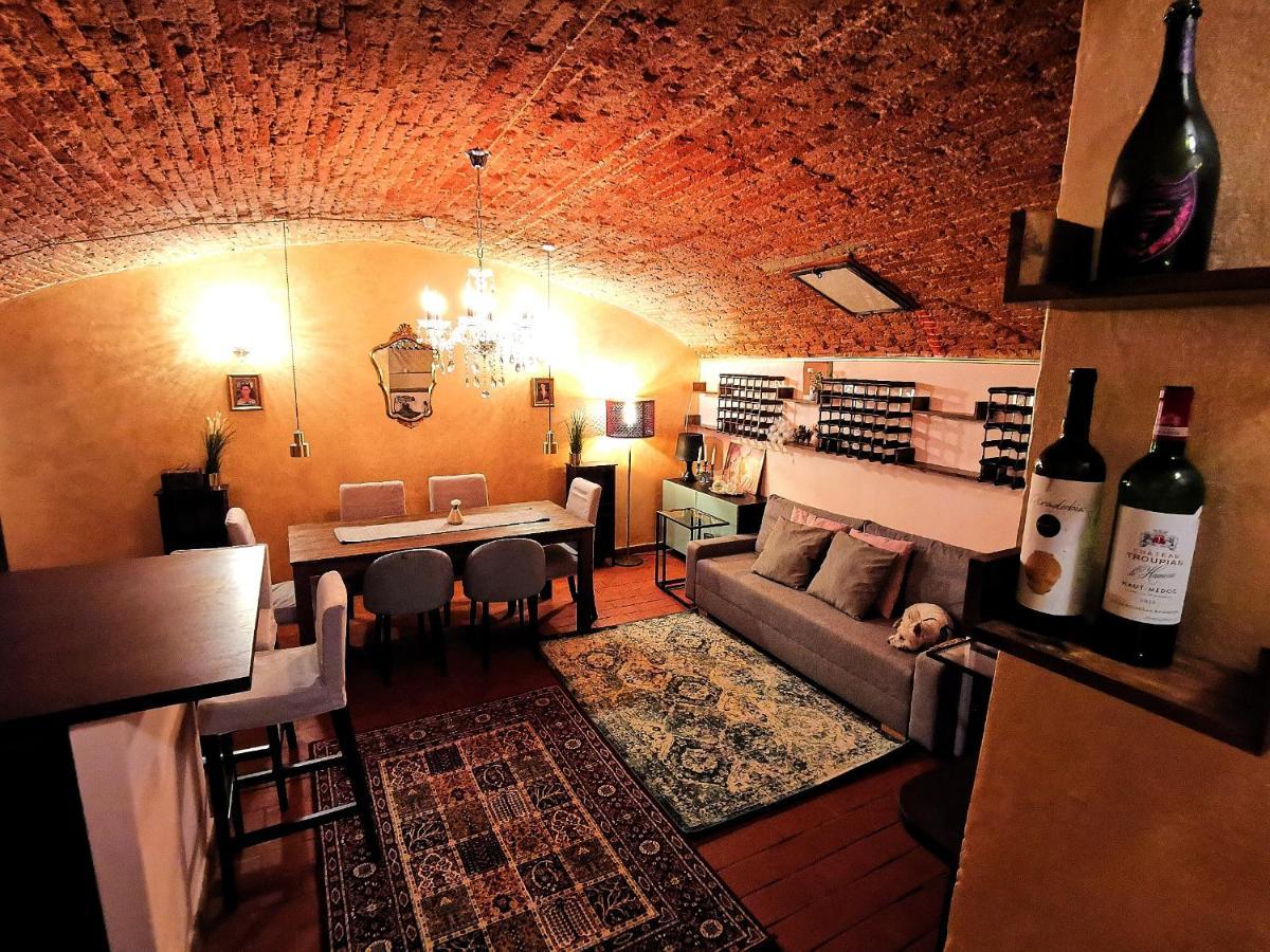 佛罗伦萨La Cave Rouge - Secret Wine Cellar In The Center公寓 外观 照片