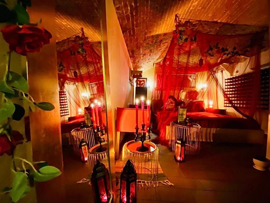 佛罗伦萨La Cave Rouge - Secret Wine Cellar In The Center公寓 外观 照片